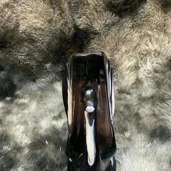 VTG BMP BLUE MOUNTAIN POTTERY
GLAZED BLUE AND WHITE SWAN
PLANTER - Picture 10 of 16